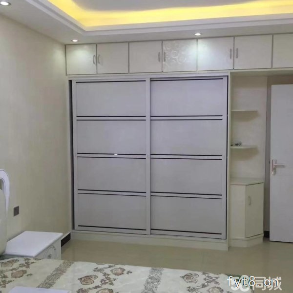 东方领秀城豪华装修,明年八月份满二年